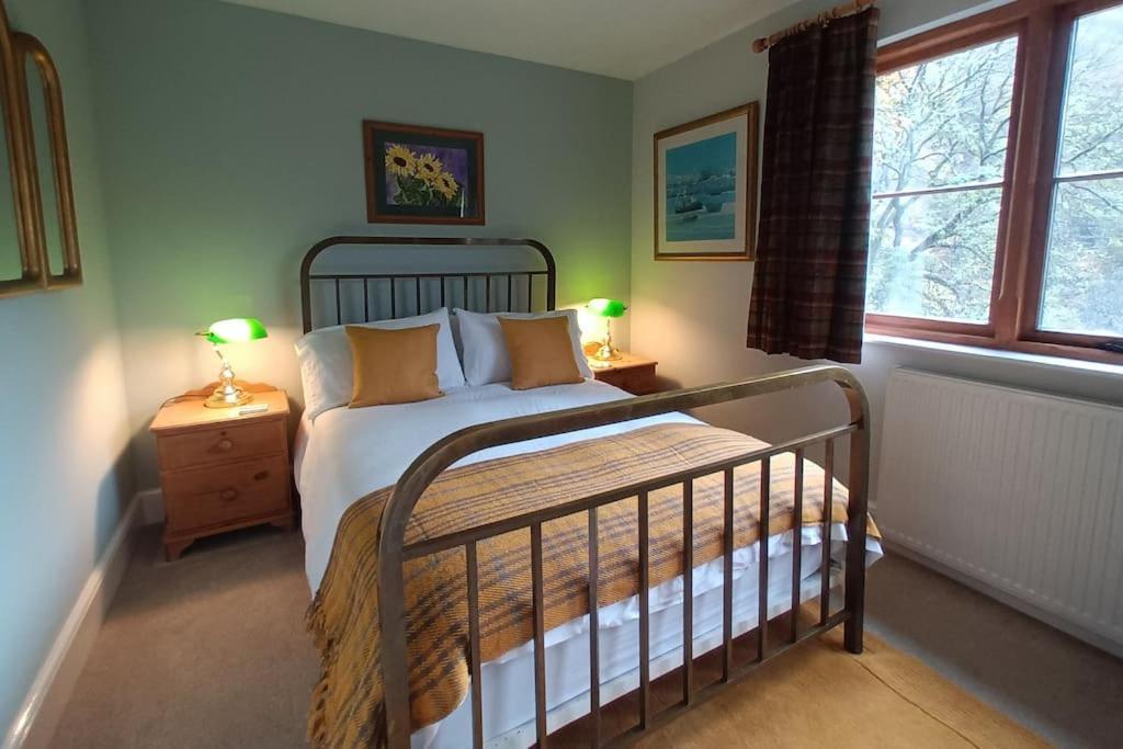 Treetop Cottage At Countisbury Lodge Линмут Экстерьер фото